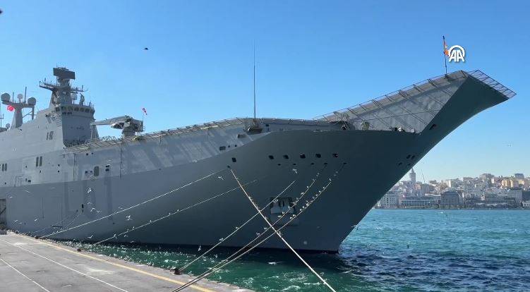 Juan Carlos amfibi hücum gemisi İstanbul'da! TGC Anadolu gemisine benziyor 6